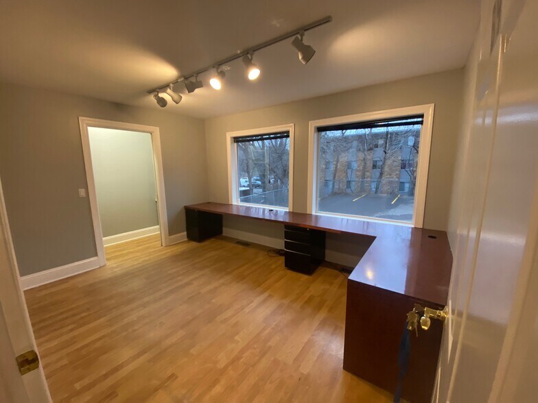 More Photos Of 1865 Old Hudson Rd, Saint Paul Loft Creative Space For Lease