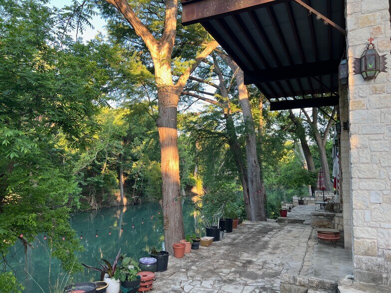 More Photos Of 1684 Rocky Riv, Canyon Lake Specialty For Sale