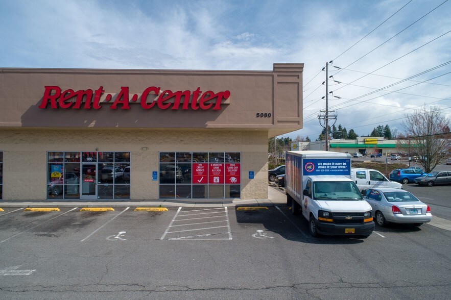 More Photos Of 5070-5080 Commercial St, Salem Unknown For Lease