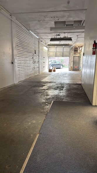 More Photos Of 445-453 Hempstead Tpke, West Hempstead Freestanding For Lease