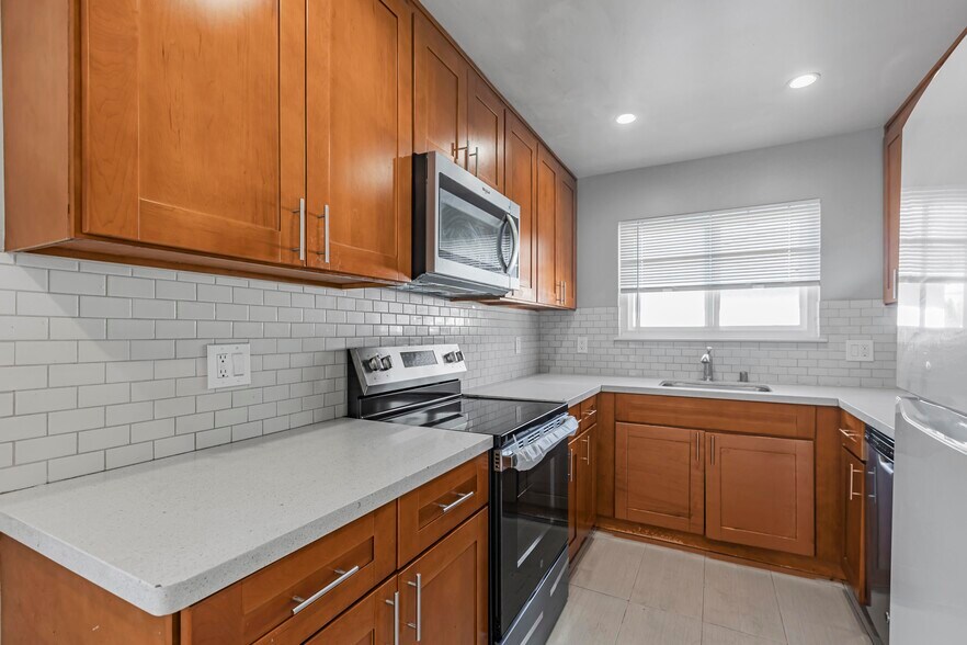 More Photos Of 477 Greendale Way, San Jose Apartments For Sale