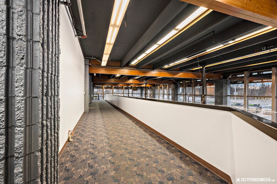 More Photos Of 1950 Gambell St, Anchorage Warehouse For Lease