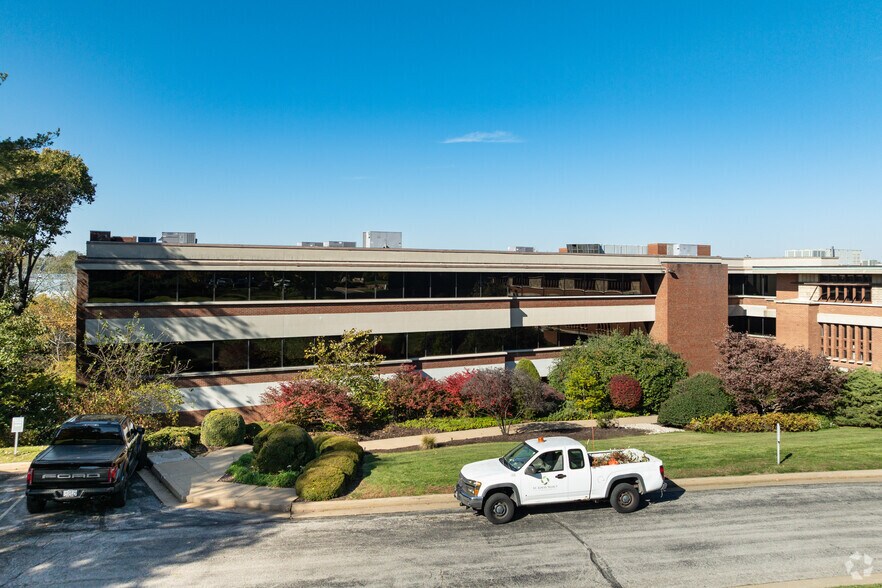 More Photos Of 345 Marshall Ave, Webster Groves Office For Lease