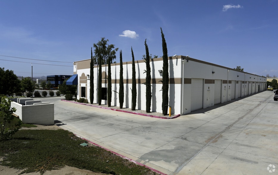 More Photos Of 500 Chaney St, Lake Elsinore Warehouse For Lease