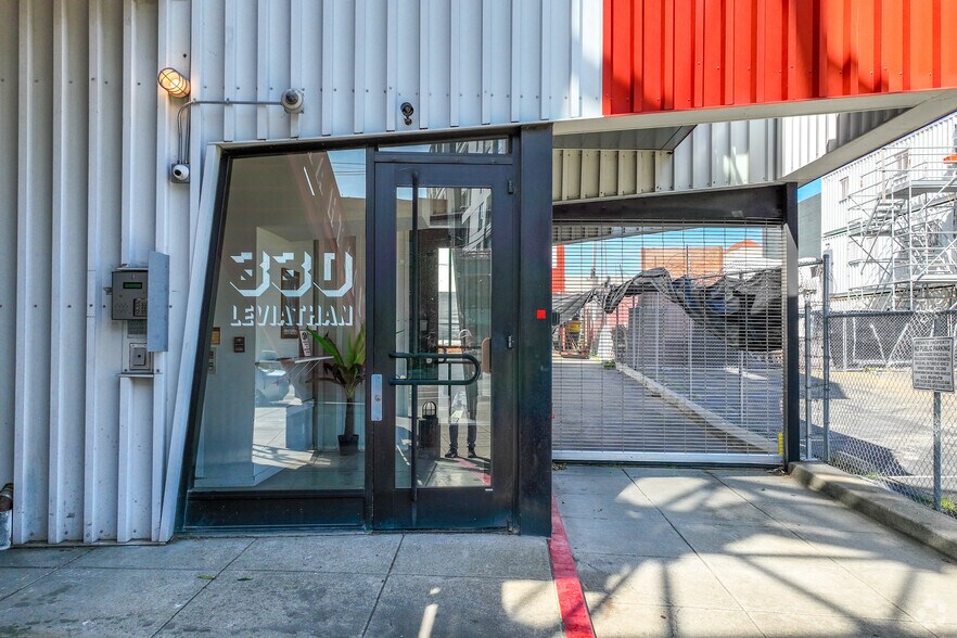 More Photos Of 330 2nd St, Oakland Office For Lease