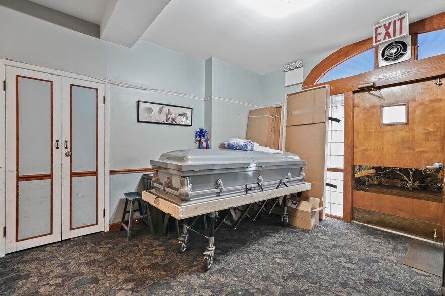 More Photos Of 509 Liberty Ave, Brooklyn Funeral Home For Sale
