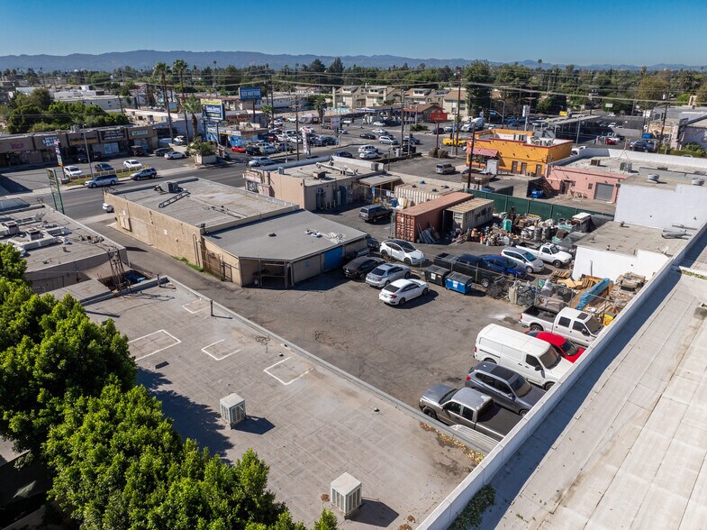 More Photos Of 7610 Sepulveda Blvd & 15243 Saticoy St., Van Nuys Land For Lease
