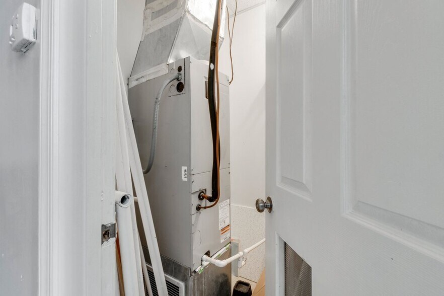 More Photos Of 2516-2520 N Charles St, Baltimore Apartments For Sale