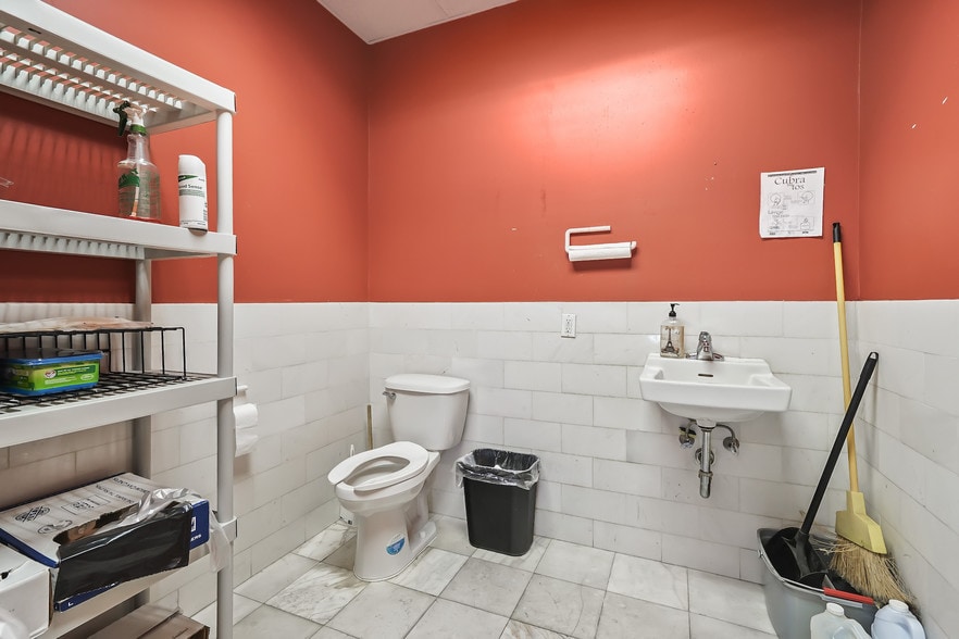 More Photos Of 3538 Junction Blvd, Corona Apartments For Sale