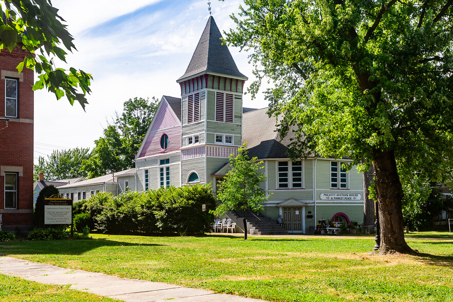 Primary Photo Of 728 Main St, Vermilion Office Residential For Sale