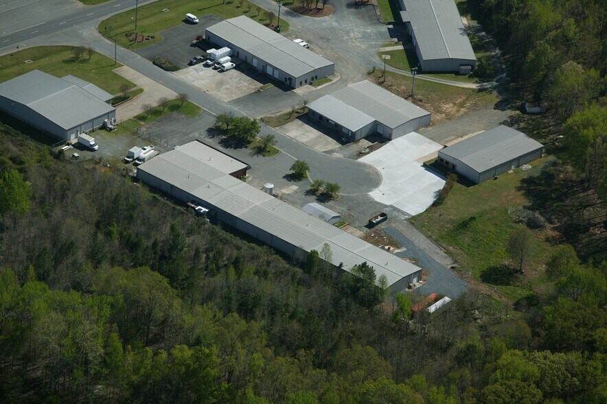 More Photos Of 12445 Grey Commercial Rd, Midland Warehouse For Sale