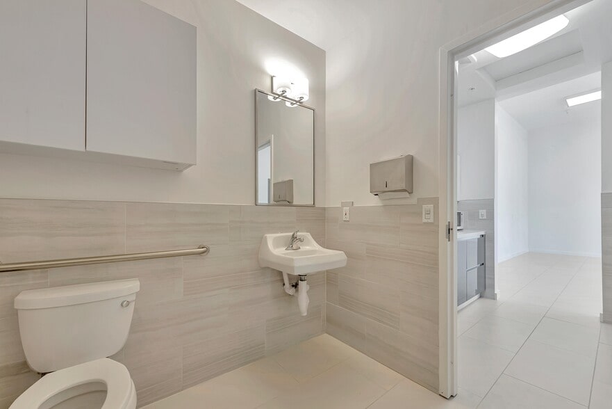 More Photos Of 1285 El Camino Real, Menlo Park Apartments For Lease