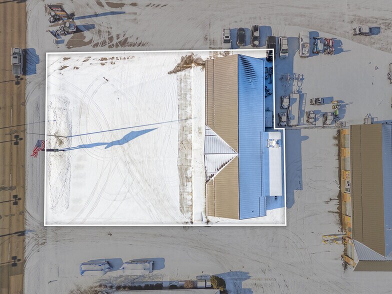 More Photos Of 1375 E Main St, Reedsburg Freestanding For Lease