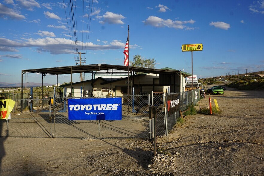 More Photos Of 8899 Beekley Rd, Phelan Auto Repair For Sale
