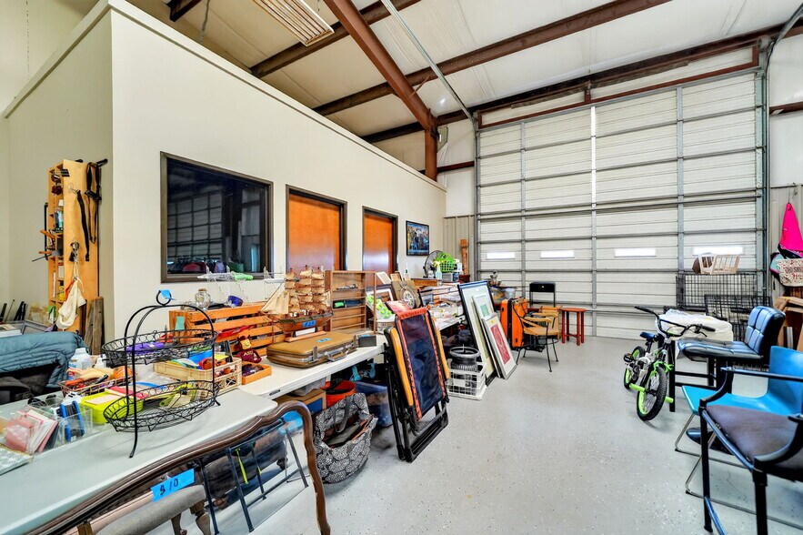 More Photos Of 4612 County Road 2200, Greenville Showroom For Sale
