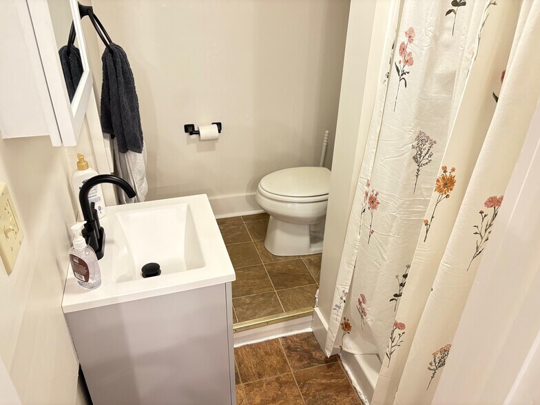 More Photos Of 328 Milton Ave, Ballston Spa Apartments For Sale