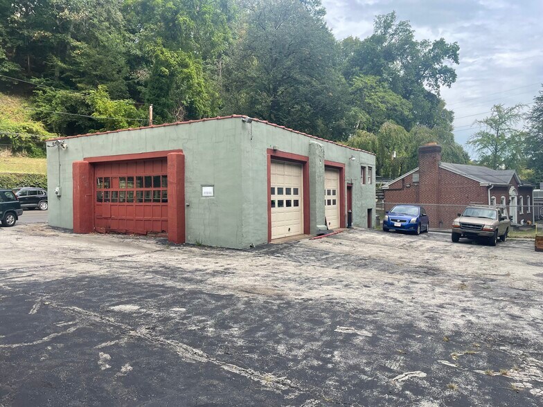 More Photos Of 168 Old Belmont Ave, Bala Cynwyd Auto Repair For Sale