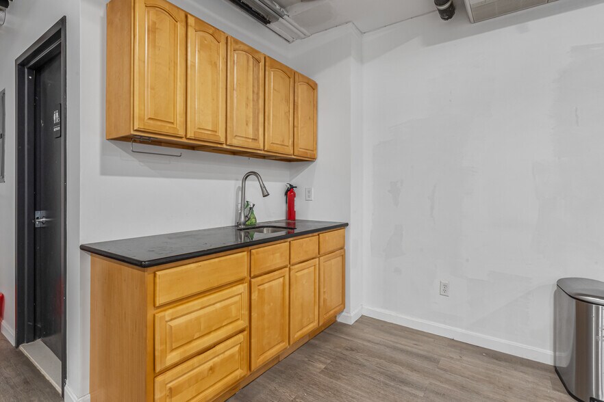 More Photos Of 223-227 Grand St, New York Storefront Retail Residential For Lease