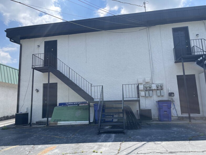 More Photos Of 1009 Keith St NW, Cleveland Office For Lease