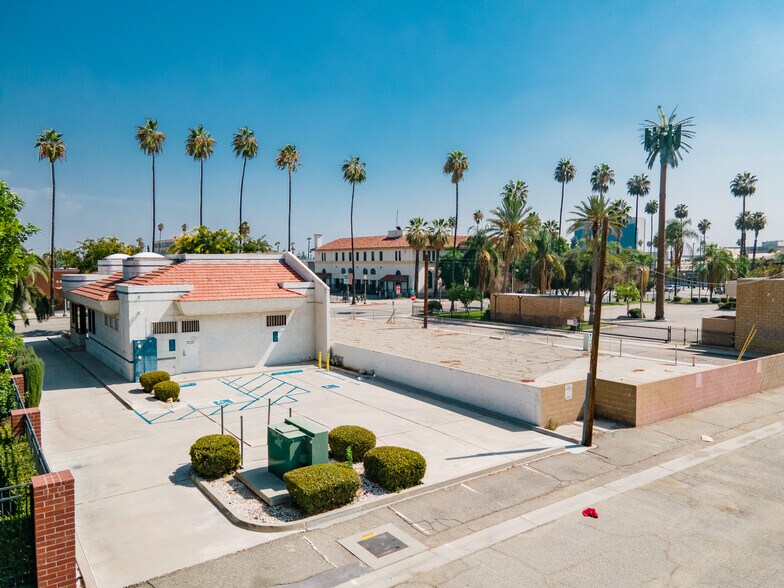 More Photos Of 560 N D St, San Bernardino Office For Sale