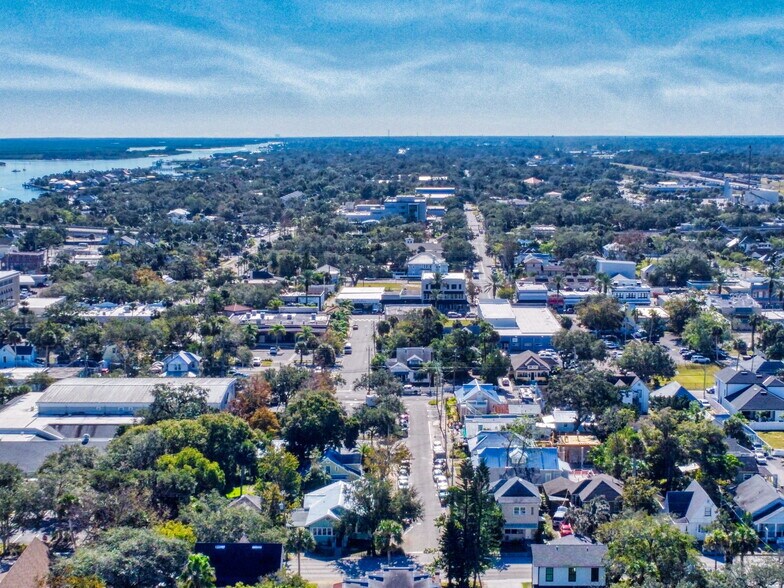 More Photos Of 215 Washington st, New Smyrna Beach Office Residential For Sale