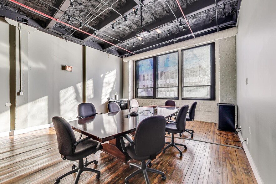 More Photos Of 400-420 N May St, Chicago Loft Creative Space For Lease