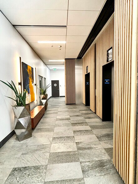 More Photos Of 2730 Wilshire Blvd, Santa Monica Medical For Lease