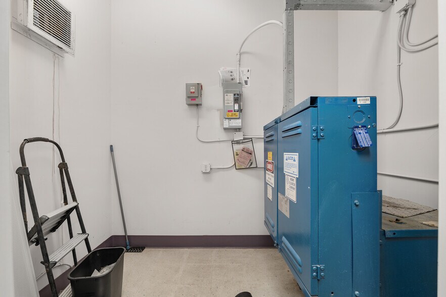 More Photos Of 1014 NW 57th St, Gainesville Medical For Lease