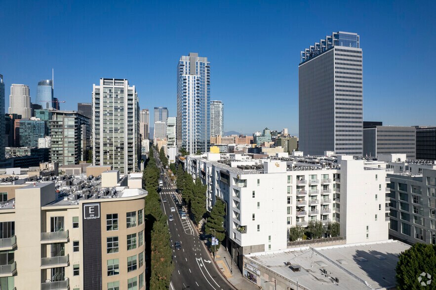 More Photos Of 1200 S Grand Ave, Los Angeles Apartments For Lease