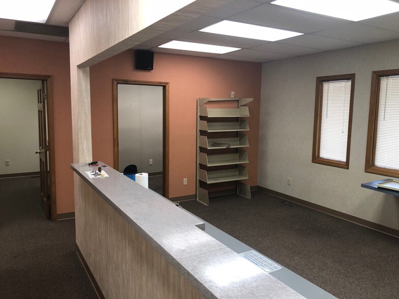 More Photos Of 3725 Kentucky Ave, Indianapolis Medical For Lease