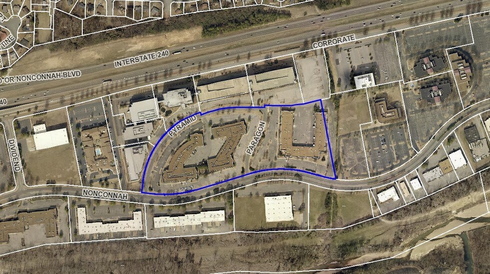 More Photos Of 1769 Paragon Pl, Memphis Light Distribution For Lease