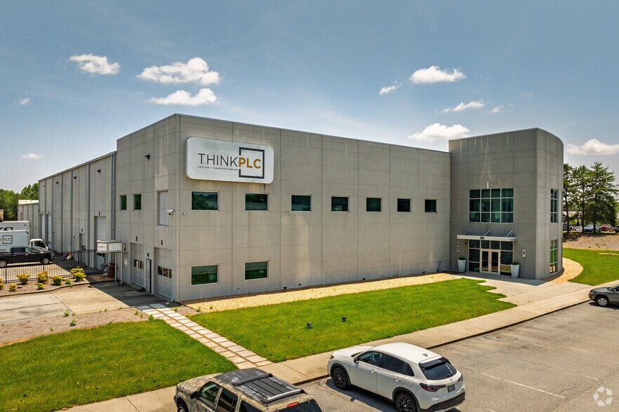 More Photos Of 301 Welcome Center Blvd, Lexington Flex For Sale