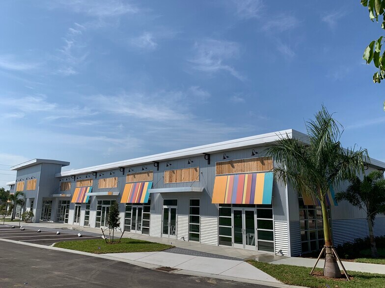 More Photos Of 28280 Old 41 Rd, Bonita Springs Mixed Retail For Lease
