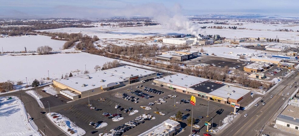 Primary Photo Of 125 Valley River Dr, Rexburg General Retail For Lease