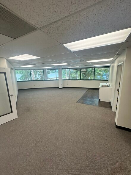 More Photos Of 225 S Westmonte Dr, Altamonte Springs Unknown For Lease