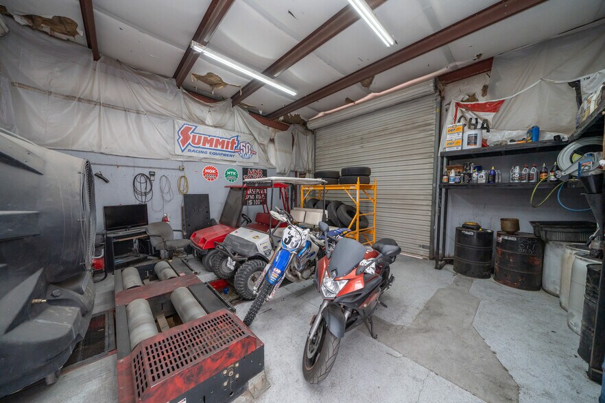 More Photos Of 1020 S California Ave, Parker Industrial For Sale