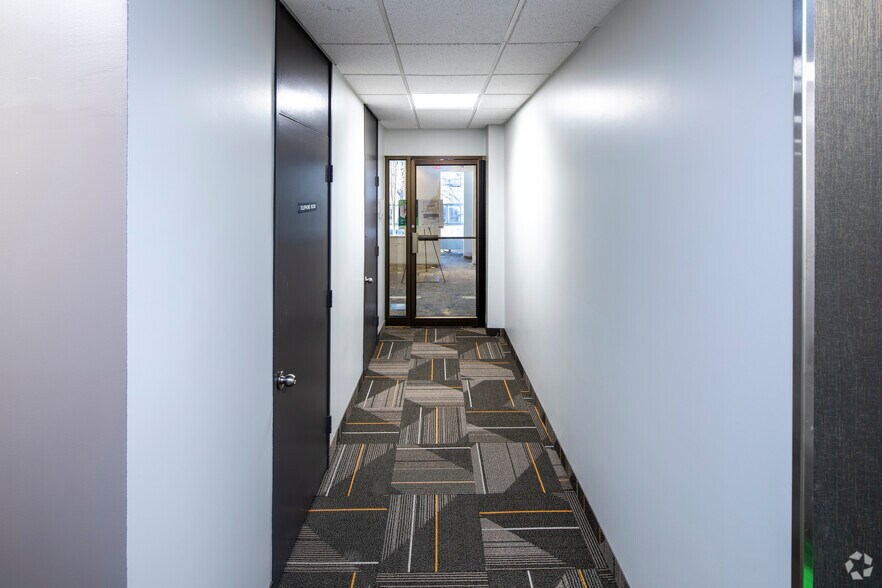 More Photos Of 2171 Avenue Rd, Toronto Office For Lease