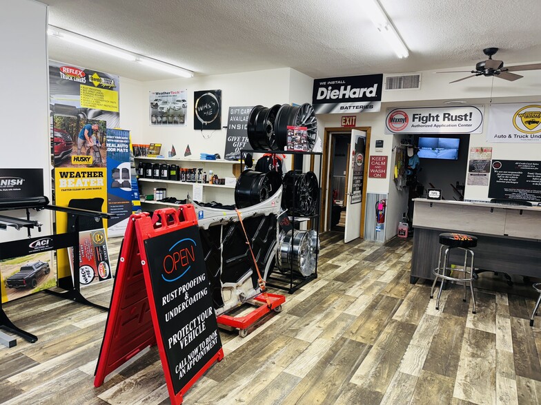 More Photos Of 1330 S Main St, Rice Lake Flex For Sale