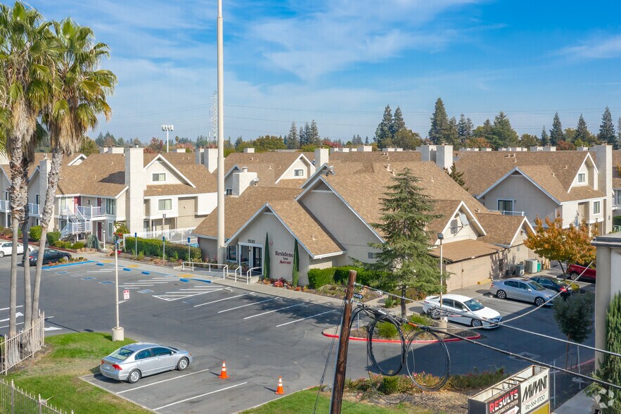 More Photos Of 1530 Howe Ave, Sacramento Hotel For Sale