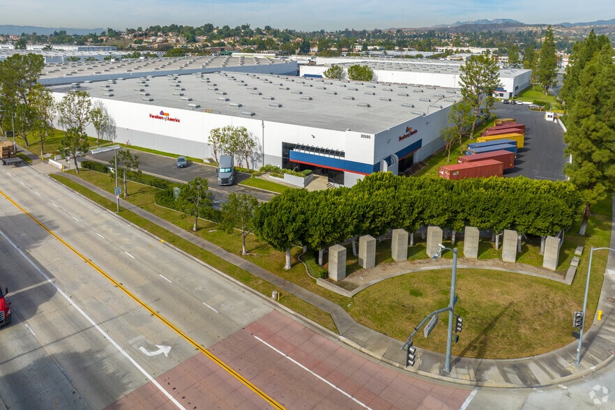 More Photos Of 20595 Business Pky, City of Industry Warehouse For Lease