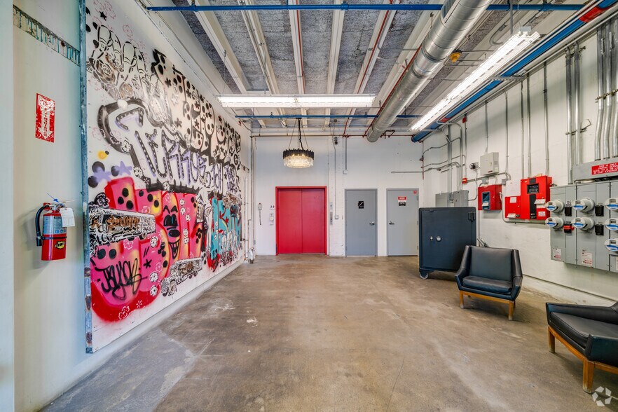 More Photos Of 114-120 NW 25th St, Miami Office For Lease