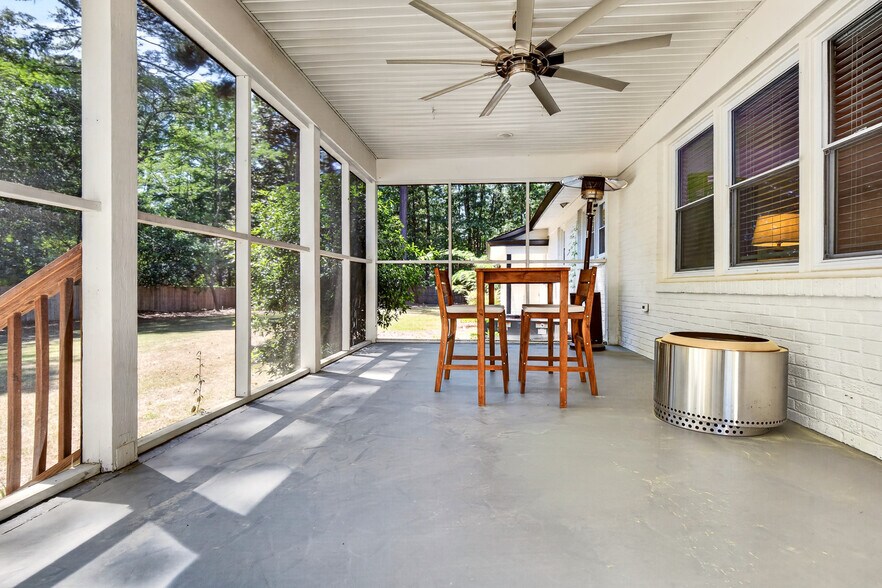 More Photos Of 1120 Central Ave, Summerville Office For Sale
