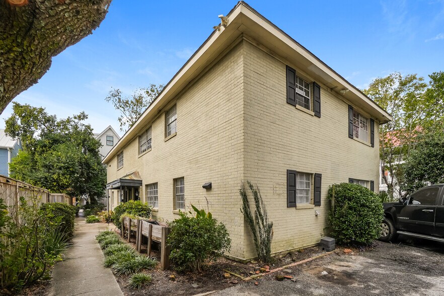 Primary Photo Of 517 Rutledge Ave, Charleston Apartments For Sale
