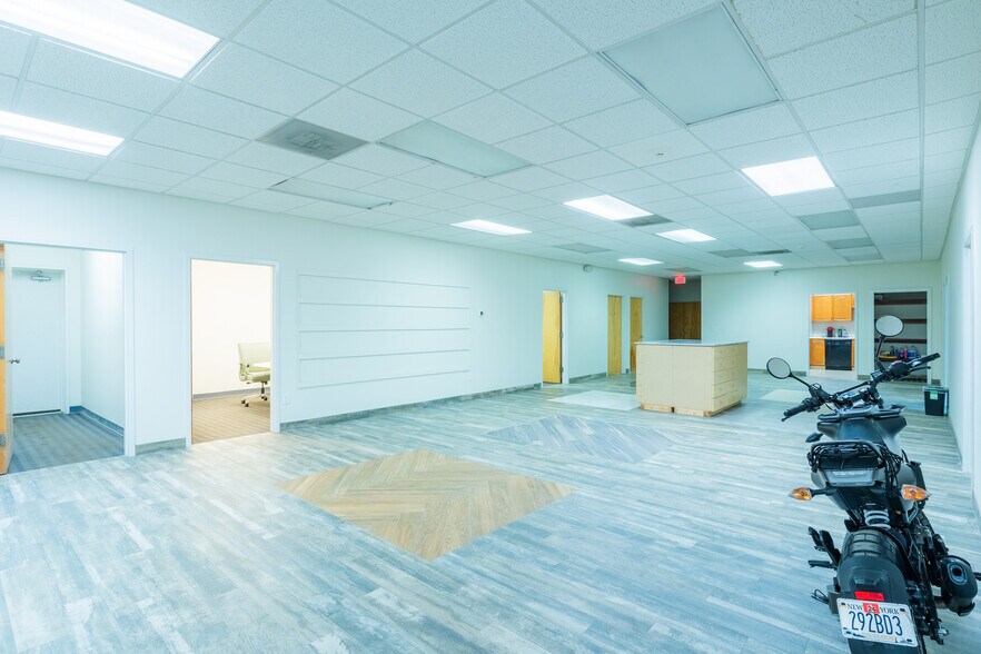 More Photos Of 663 Pennsylvania Ave, Elizabeth Warehouse For Lease