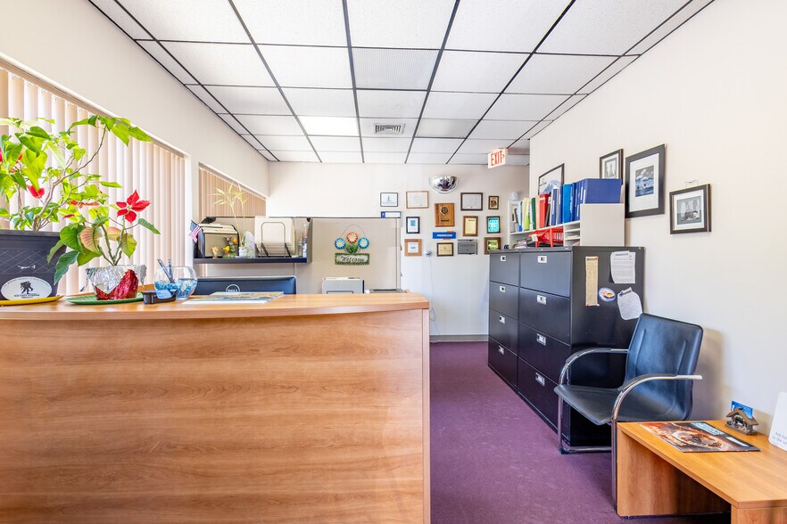 More Photos Of 189 Main Rd, Riverhead Medical For Lease