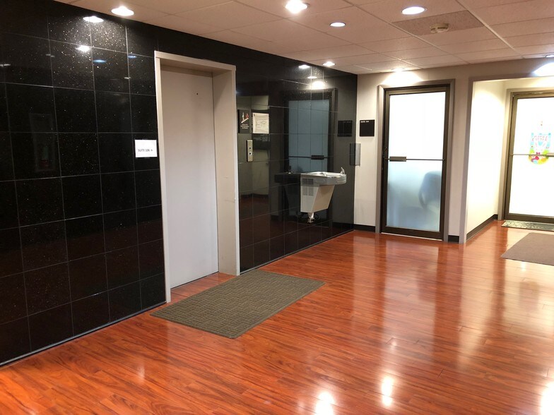 More Photos Of 800 E Northwest Hwy, Mount Prospect Office Residential For Sale