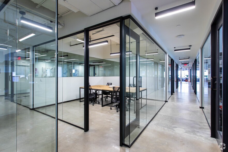 More Photos Of 4201 Wilson Blvd, Arlington Coworking Space