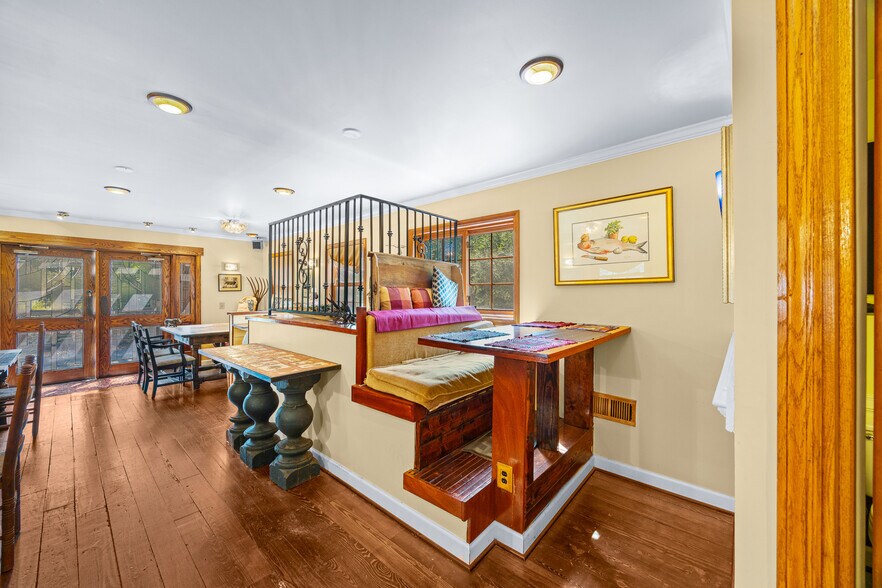 More Photos Of 438 Kessler Loop, Guyton Hospitality For Sale