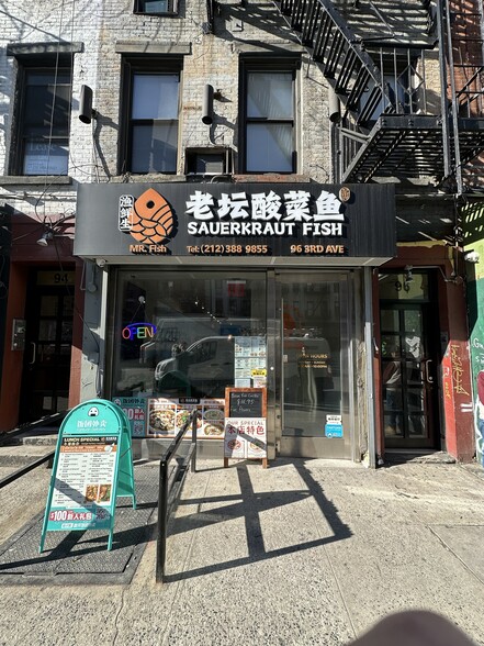 Primary Photo Of 92-96 3rd Ave, New York Apartments For Lease