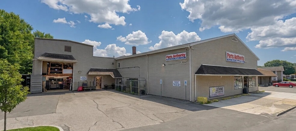 Primary Photo Of 118-120 South St Ct, Danbury Warehouse For Sale